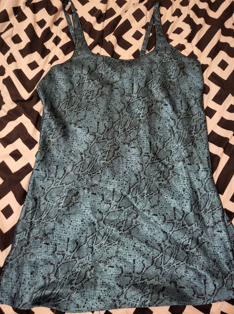 Vintage Evandale Intimates Blue Snake Skin Pattern Night Gown Size Xl Silk